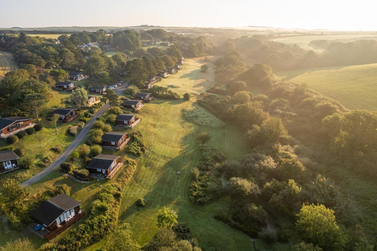 Timber Hill Self Catering Cedar Lodges Broad Haven Exterior foto
