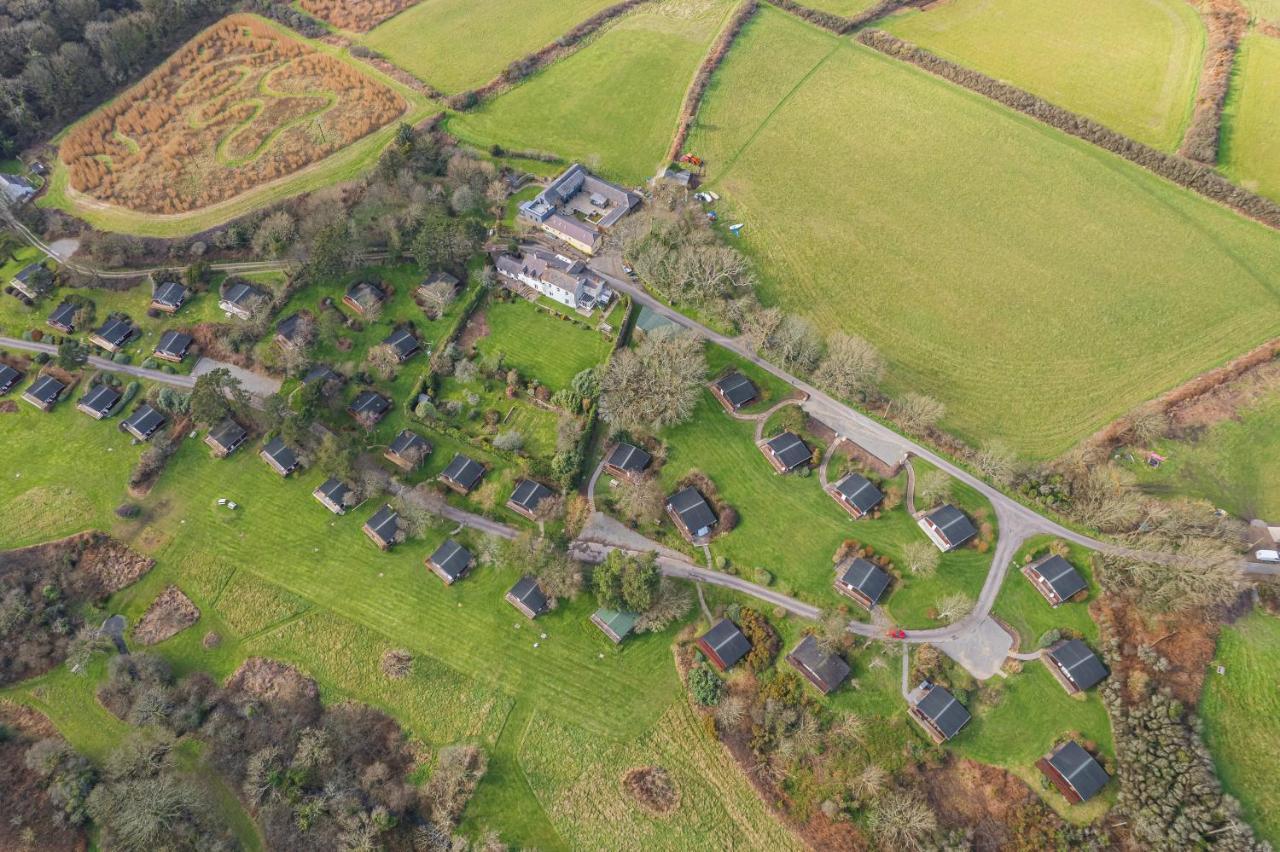 Timber Hill Self Catering Cedar Lodges Broad Haven Exterior foto